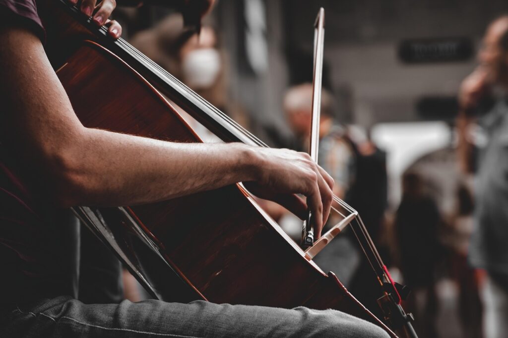 Erothto: The Intersection of Passion and Artistry